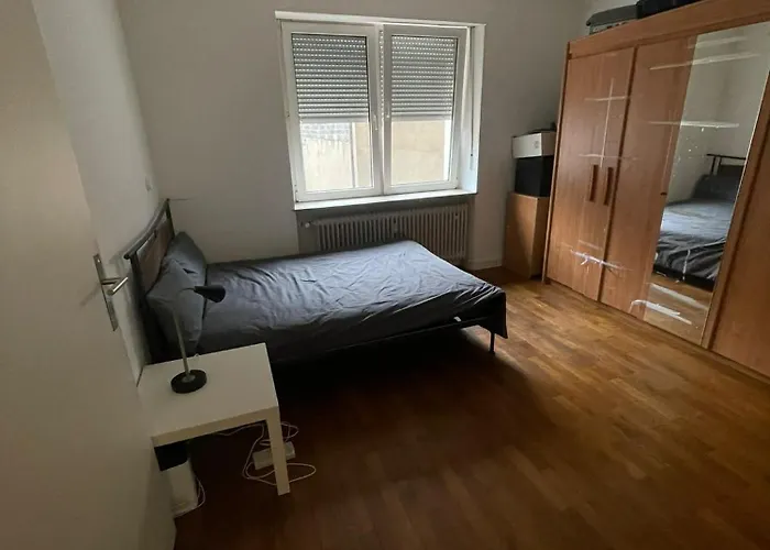 公寓 1 Bed Centre *